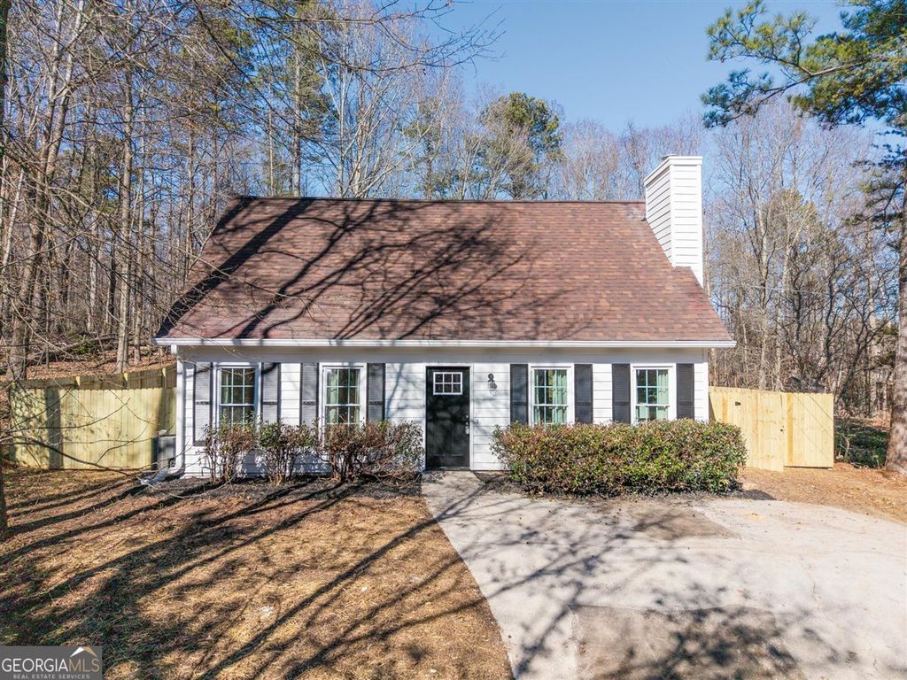 Photo of 540 Riverside Road, Sugar Hill, GA 30518 (MLS # 10687732)