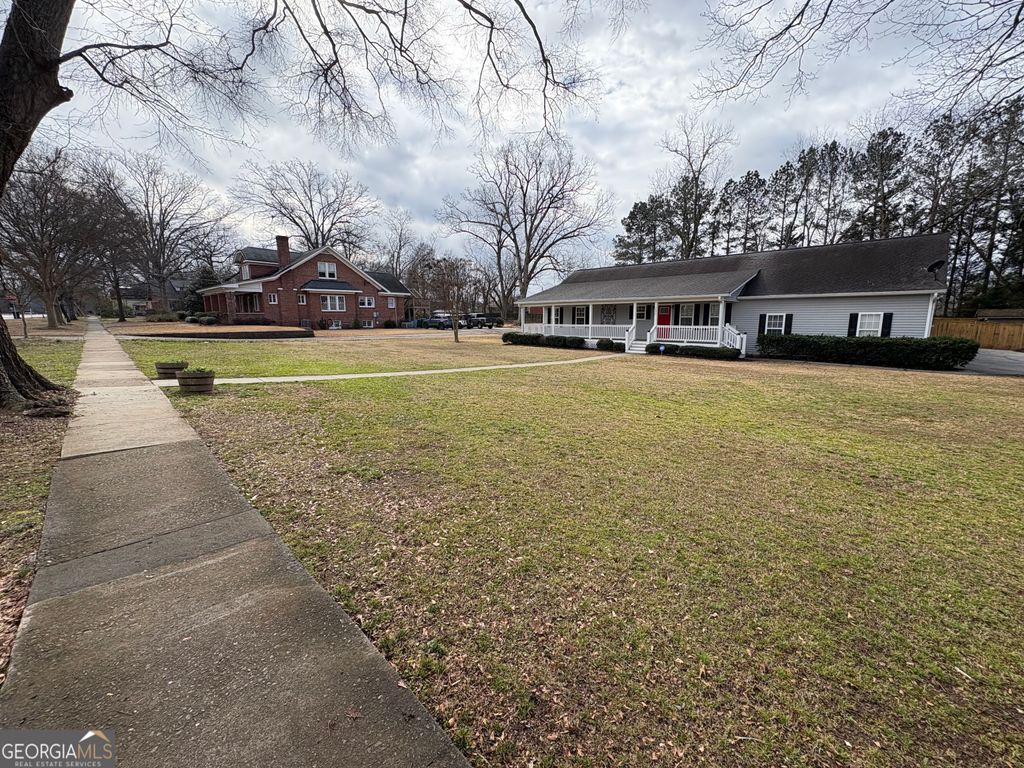 Photo of 1975 Broad Street, Statham, GA 30666 (MLS # 10690525)