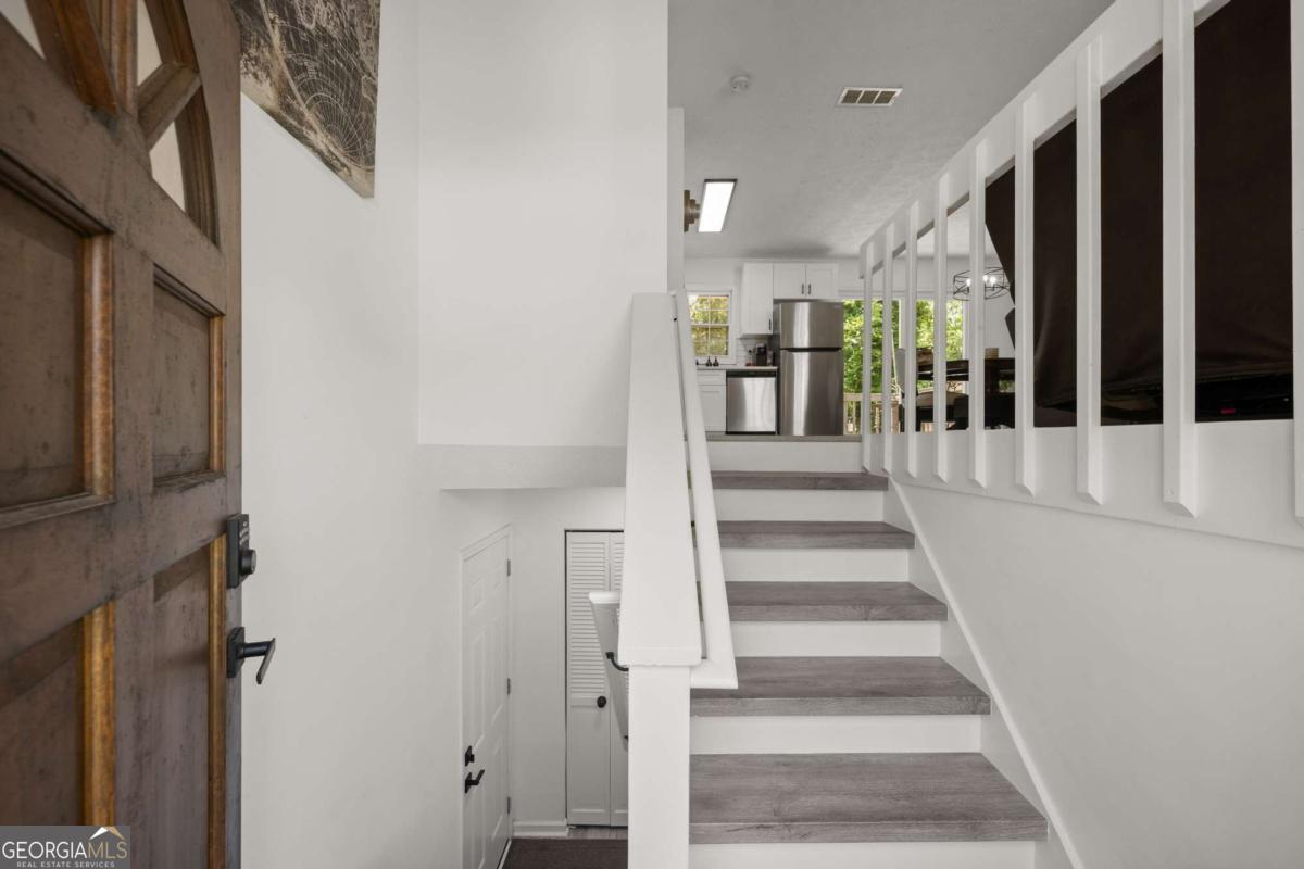 6262 Laurel Wood TRL