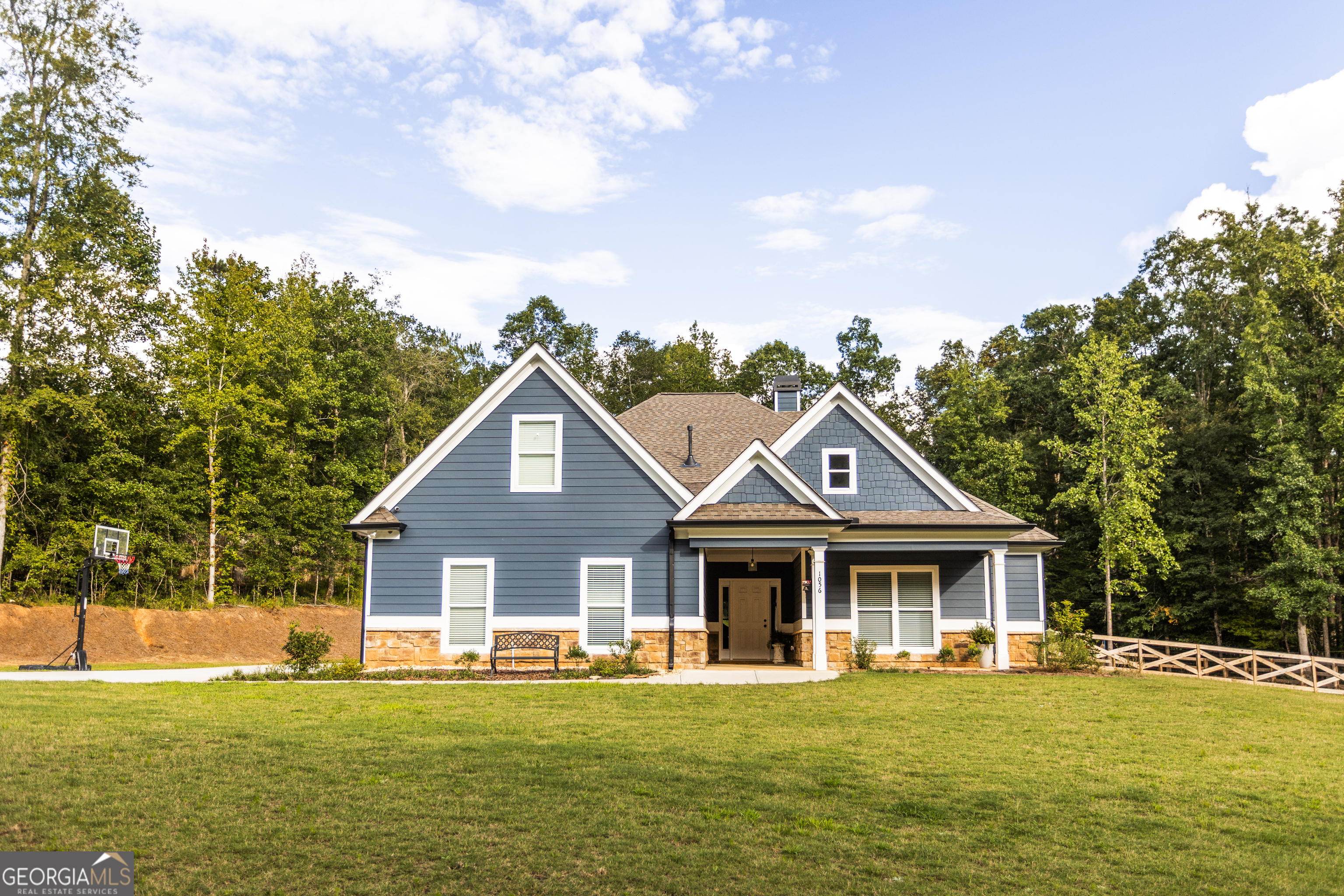 1056 Riverstone DR