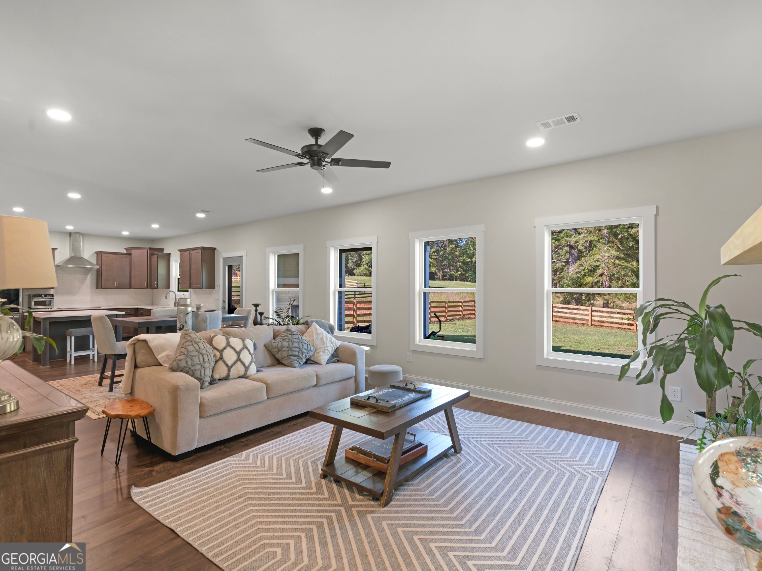 251 Lake Point DR