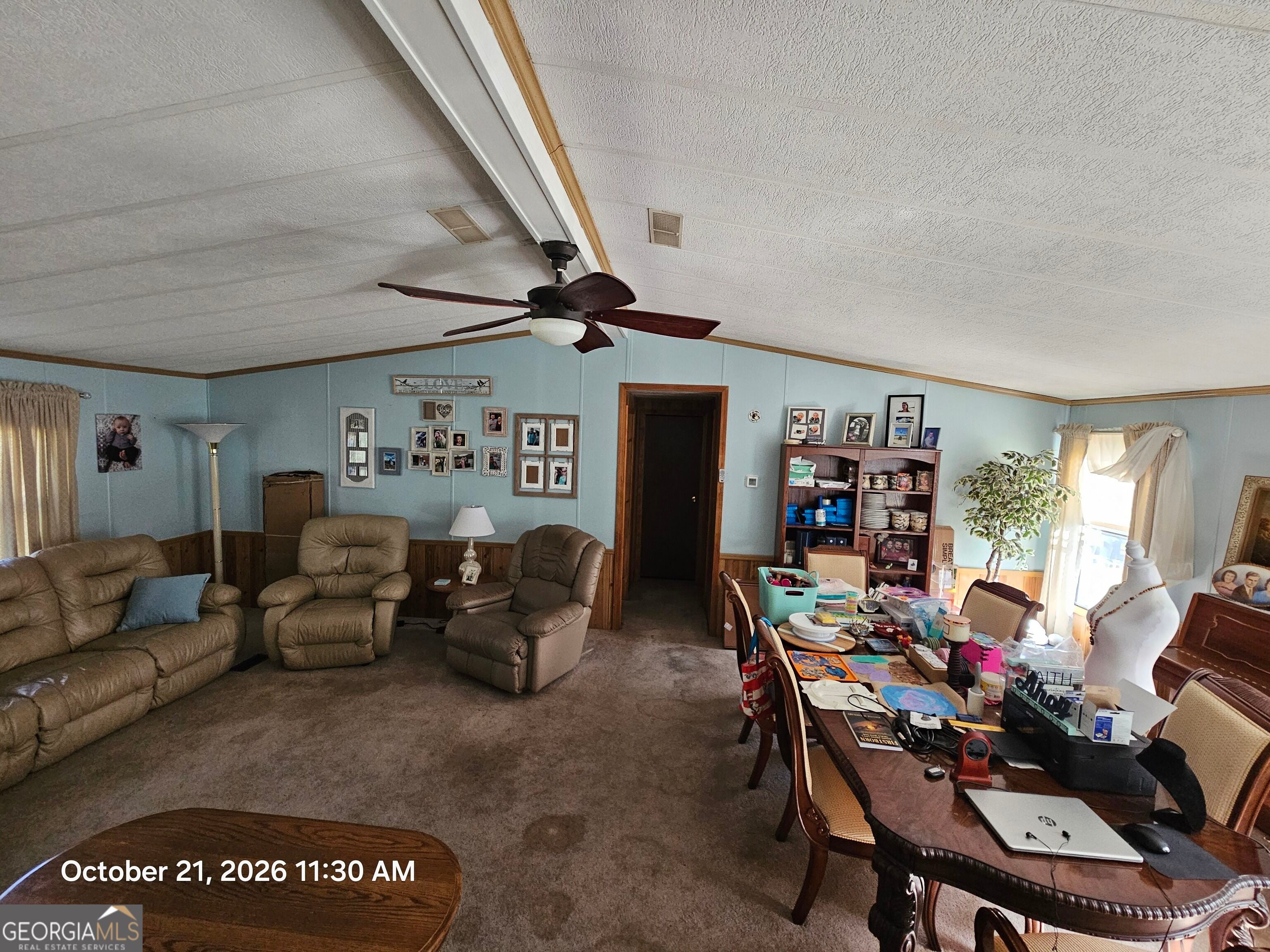233 Fox RD