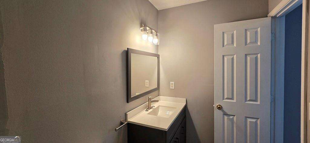 Old Roswell Corners - Residential Income