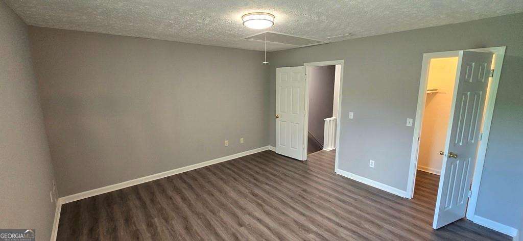 Old Roswell Corners - Residential Income