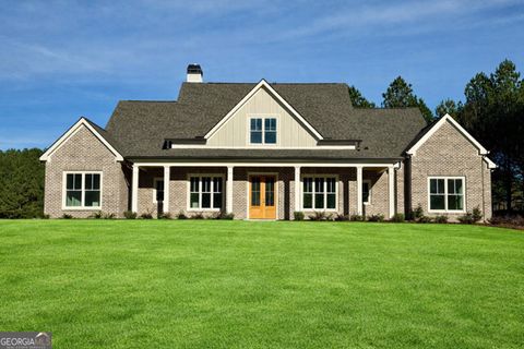 172 Iroquois CT Covington GA 30014