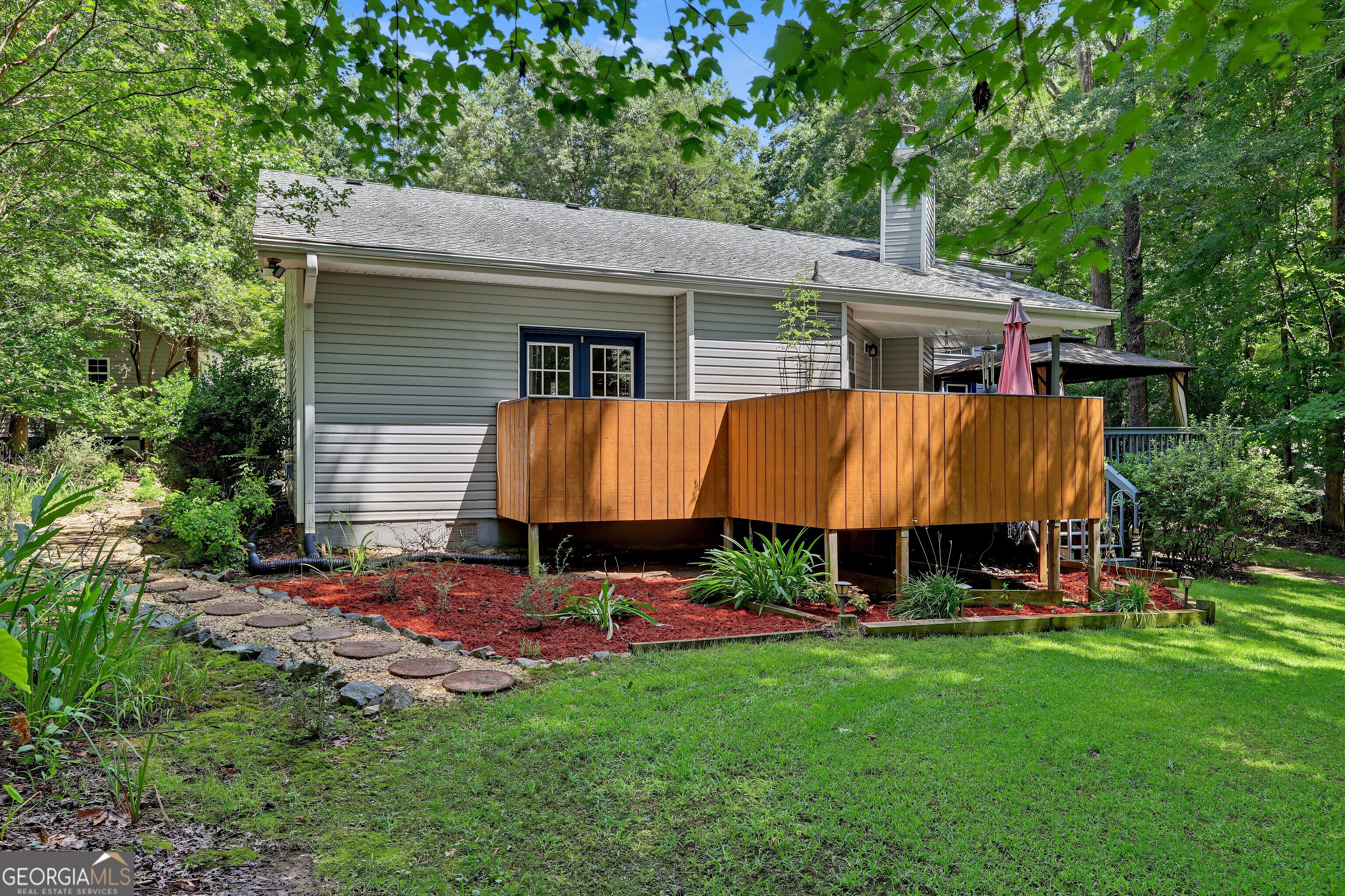 216 Fawnfield CT
