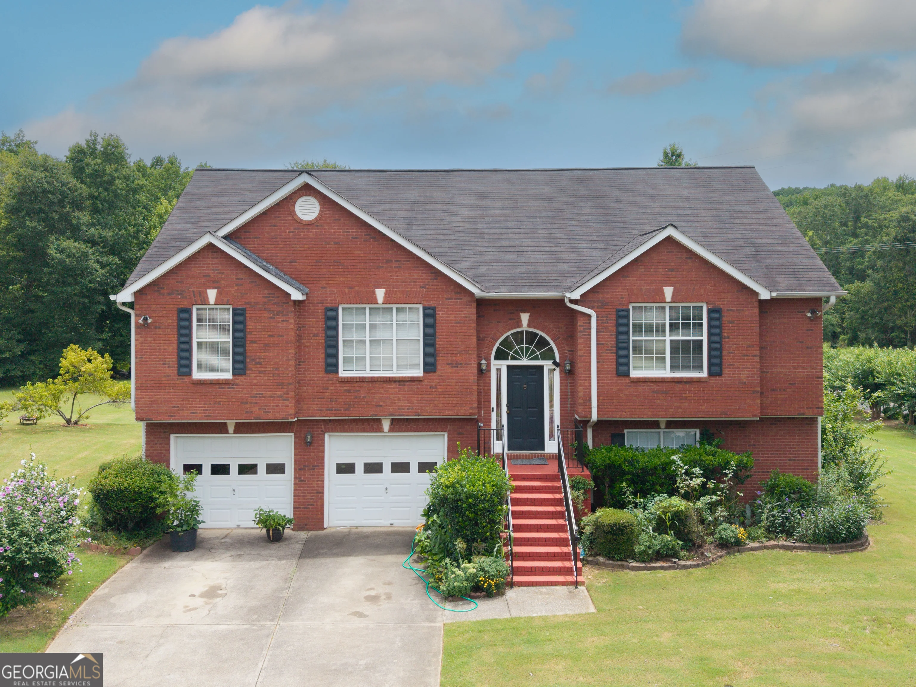 1090 Charter Club Drive
