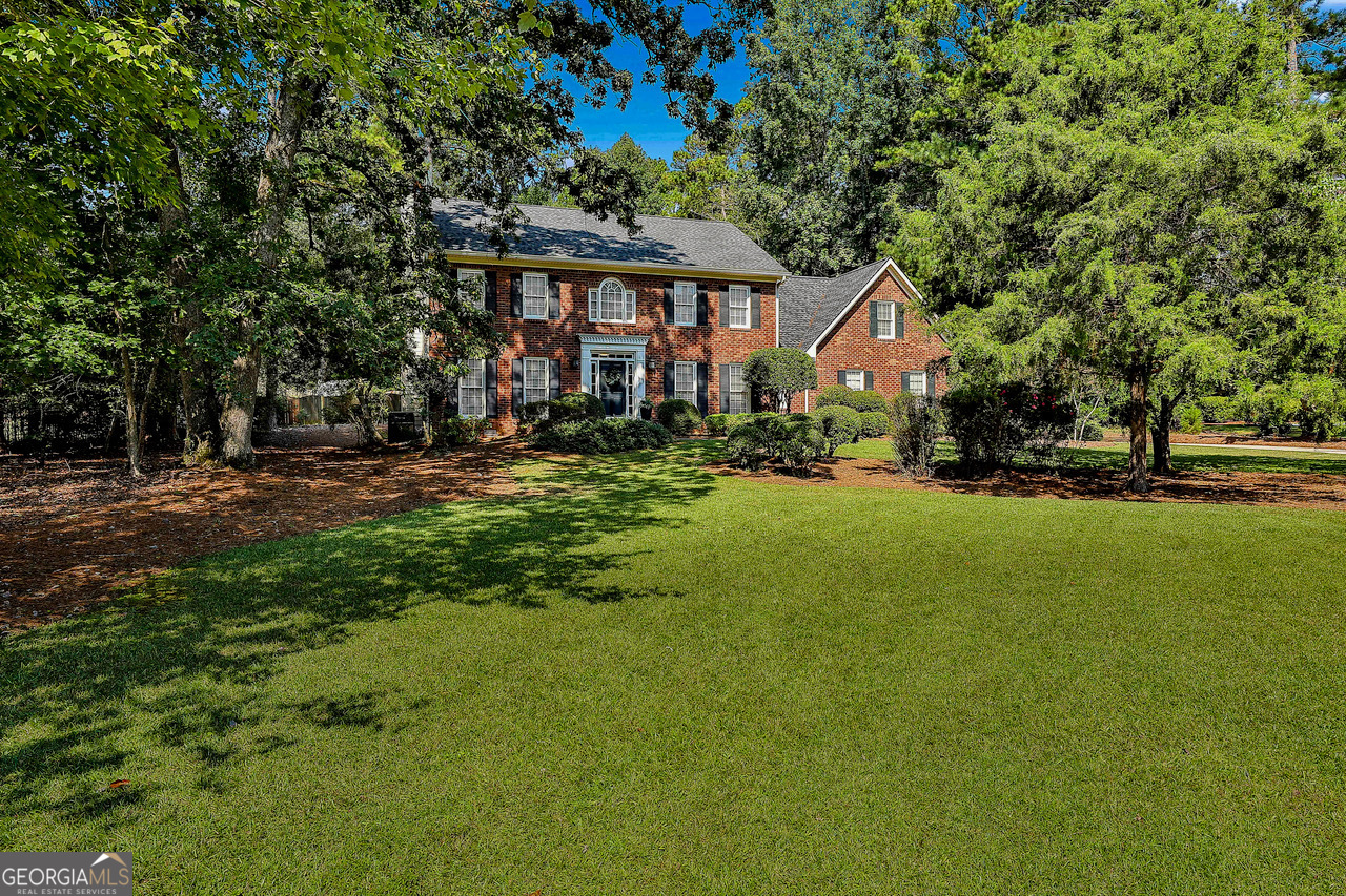 108 Summit WALK