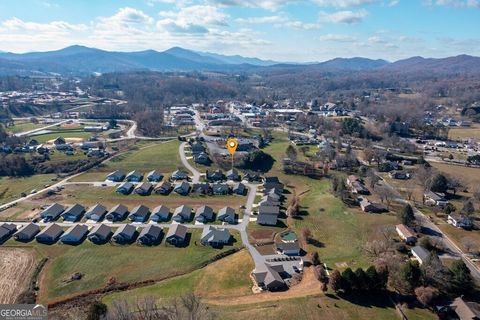 A home in Hayesville