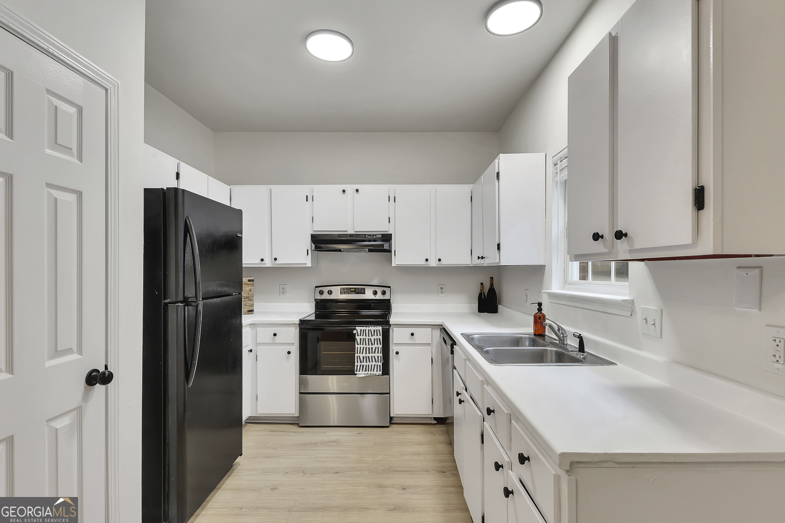 Creekwood Town Homes - Residential