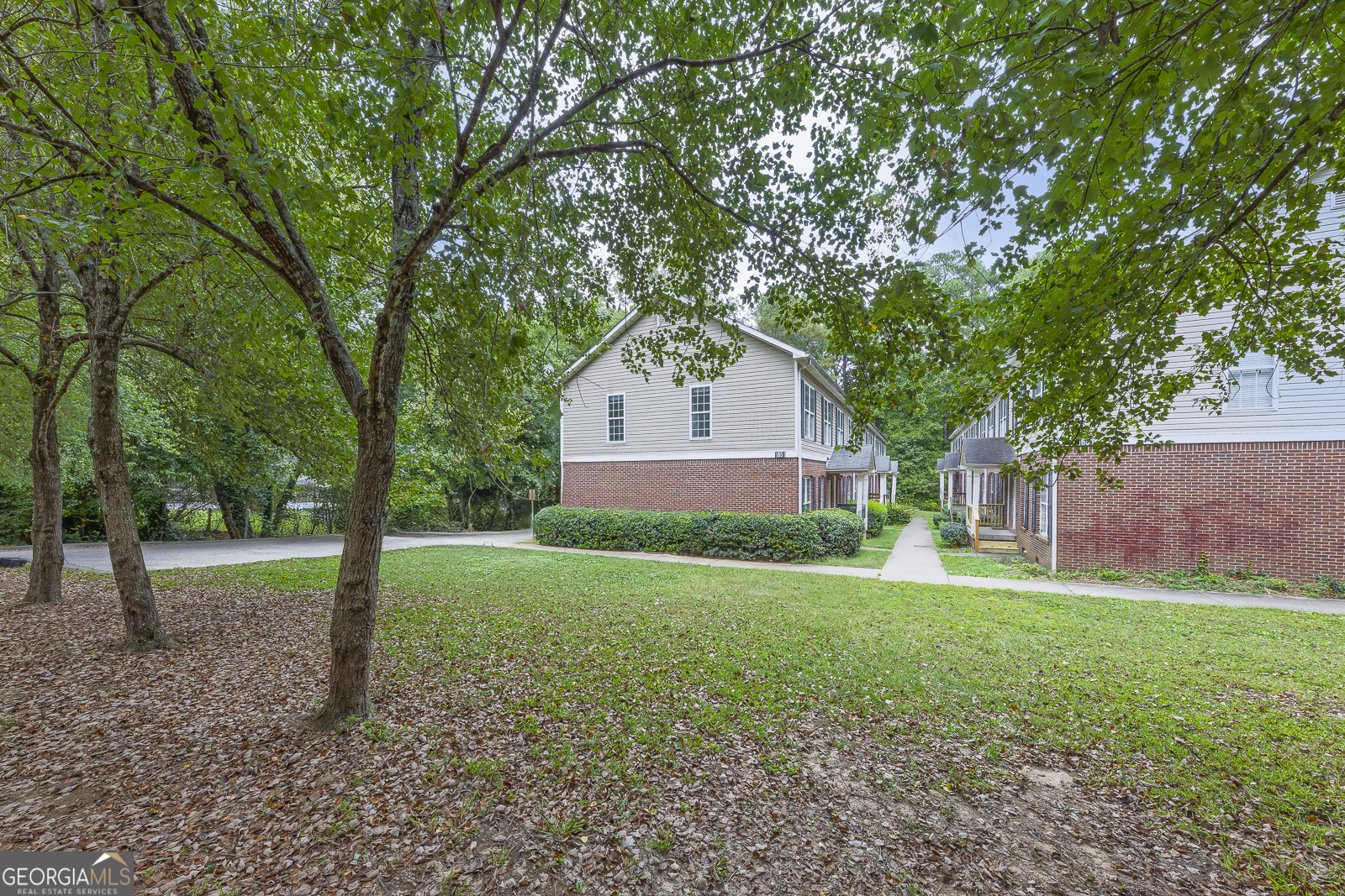 Creekwood Town Homes - Residential