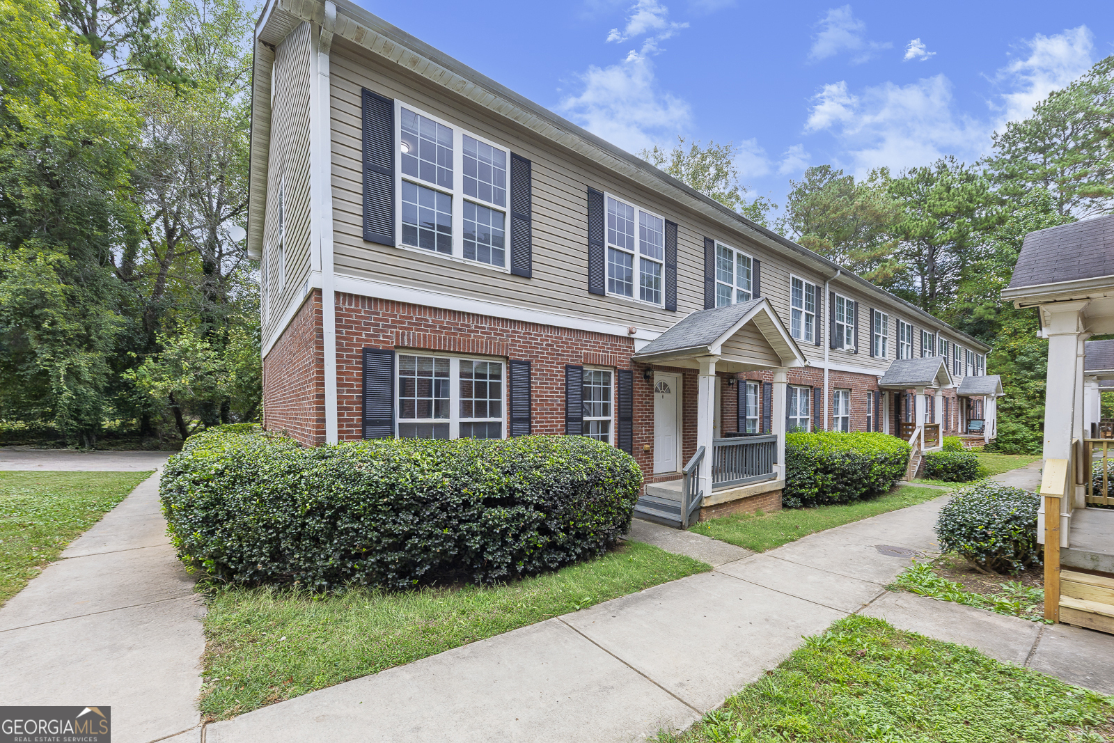 Creekwood Town Homes - Residential