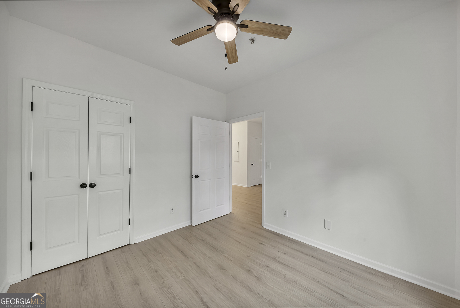 Creekwood Town Homes - Residential