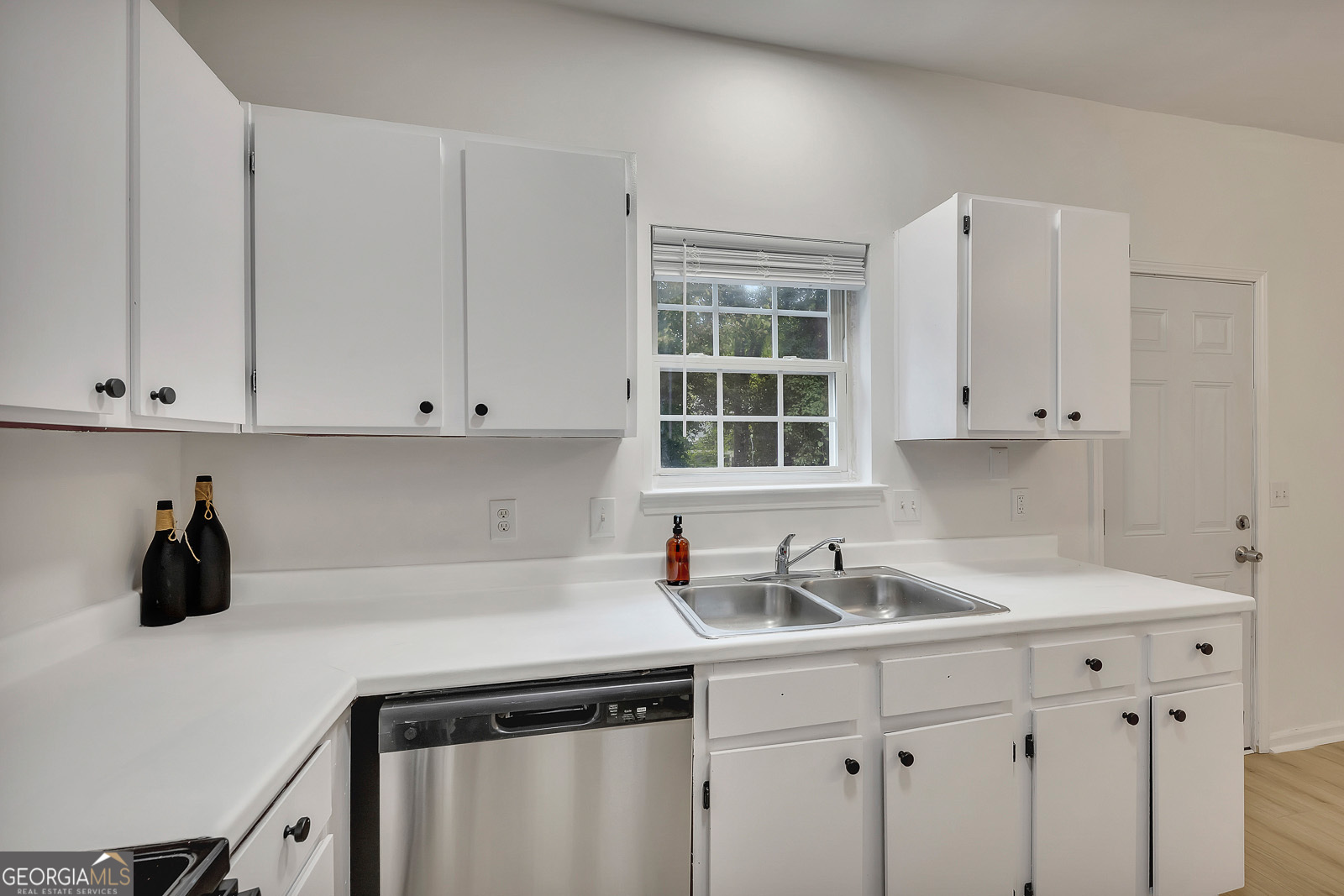 Creekwood Town Homes - Residential