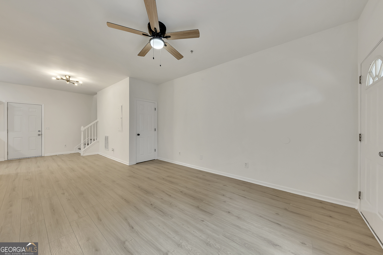 Creekwood Town Homes - Residential