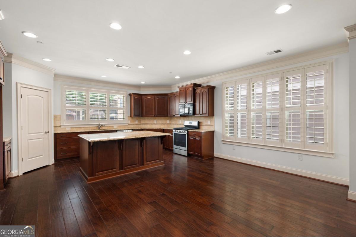 Montgomery Park - Residential
