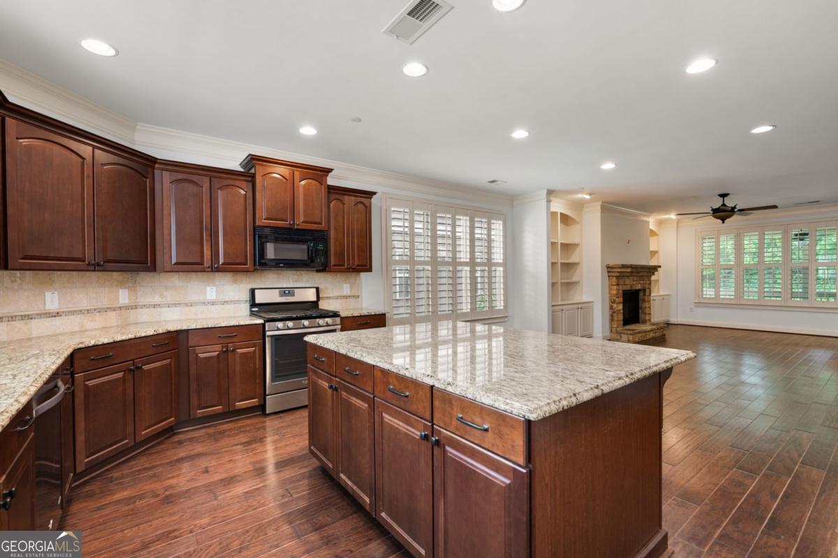 Montgomery Park - Residential