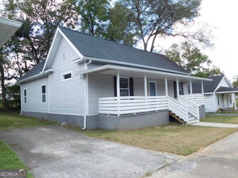 A home in Cedartown