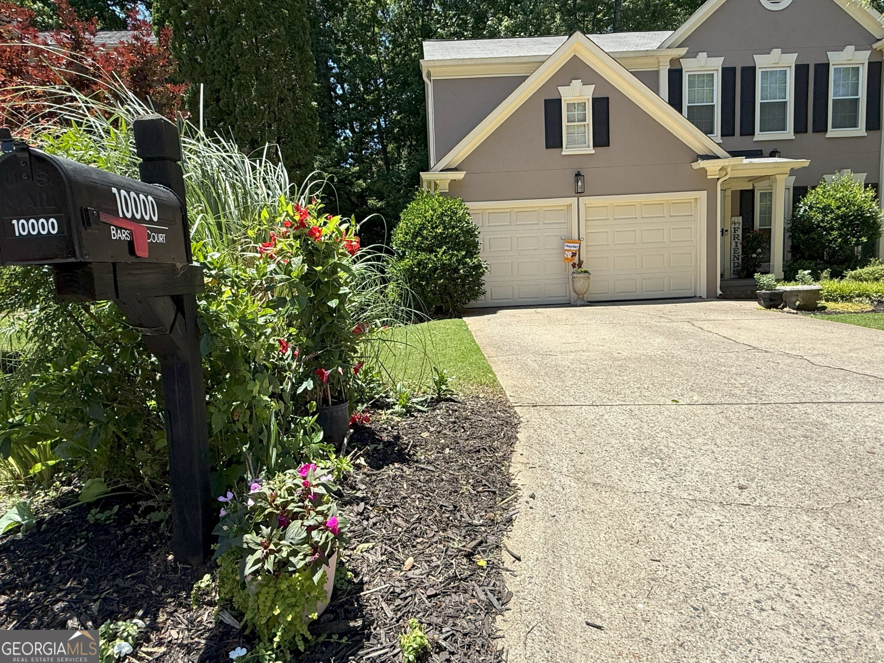 10000 Barston CT
