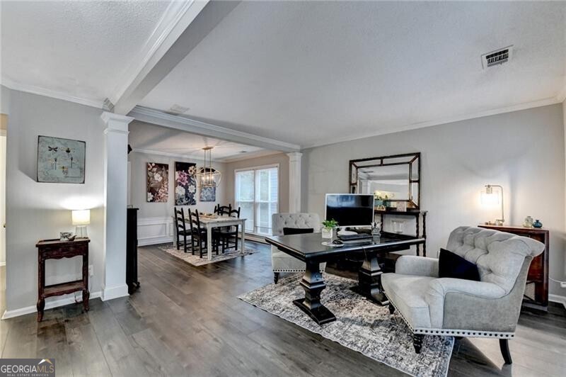 10000 Barston CT
