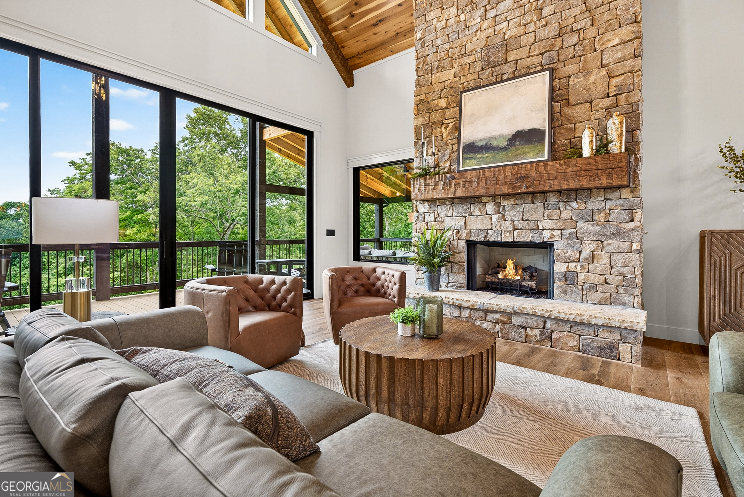 44 Staurolite Mountain RD