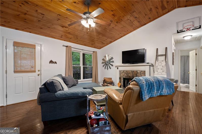 8 White Oak KNL