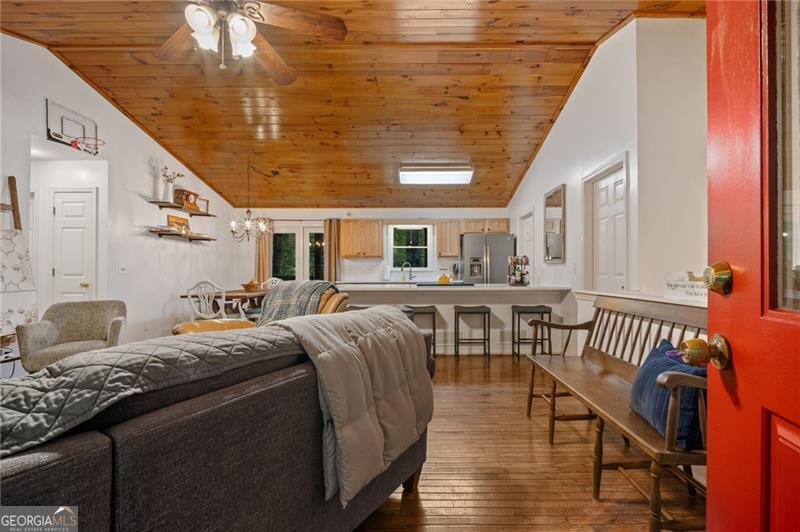 8 White Oak KNL