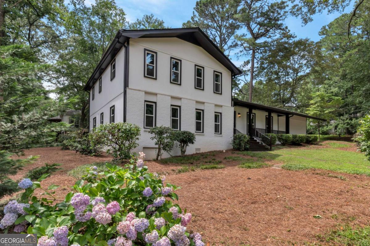 Hampton Hall - Residential