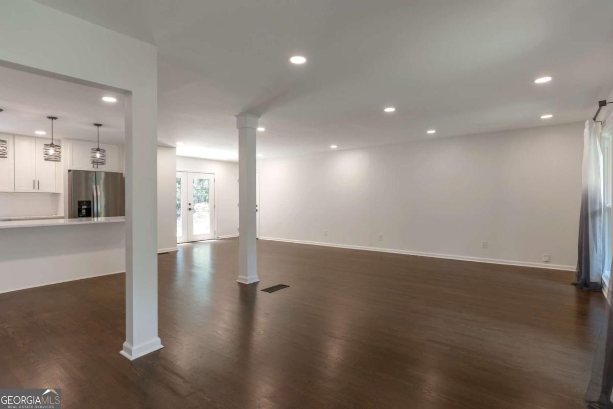 Hampton Hall - Residential