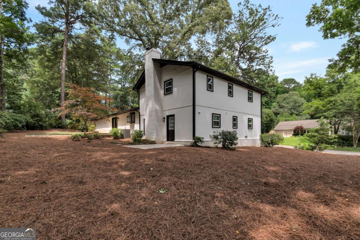 Hampton Hall - Residential