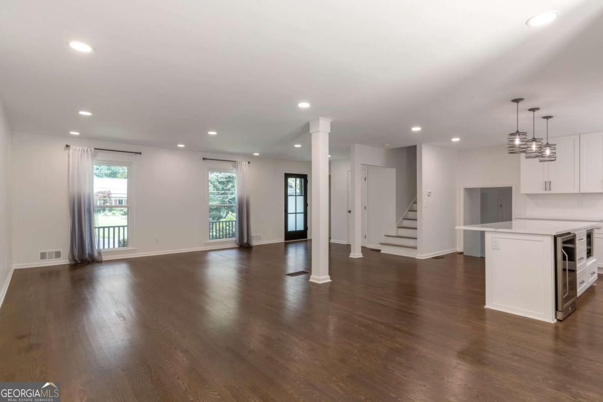Hampton Hall - Residential