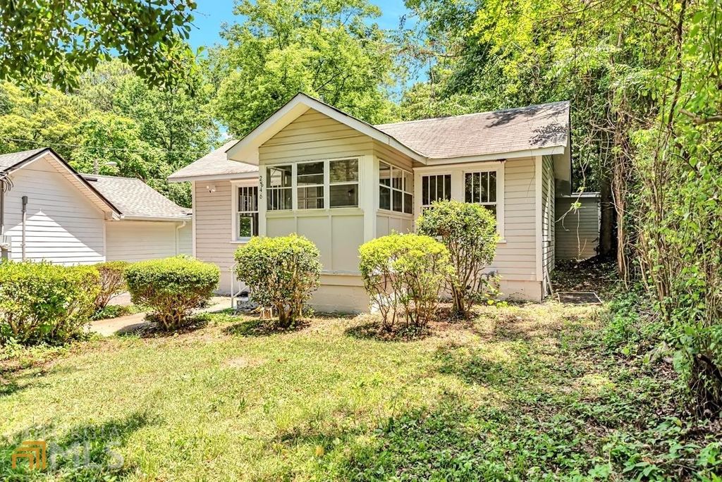 Photo of 2846 Grand Avenue SW, Atlanta, GA 30315 (MLS # 10656967)