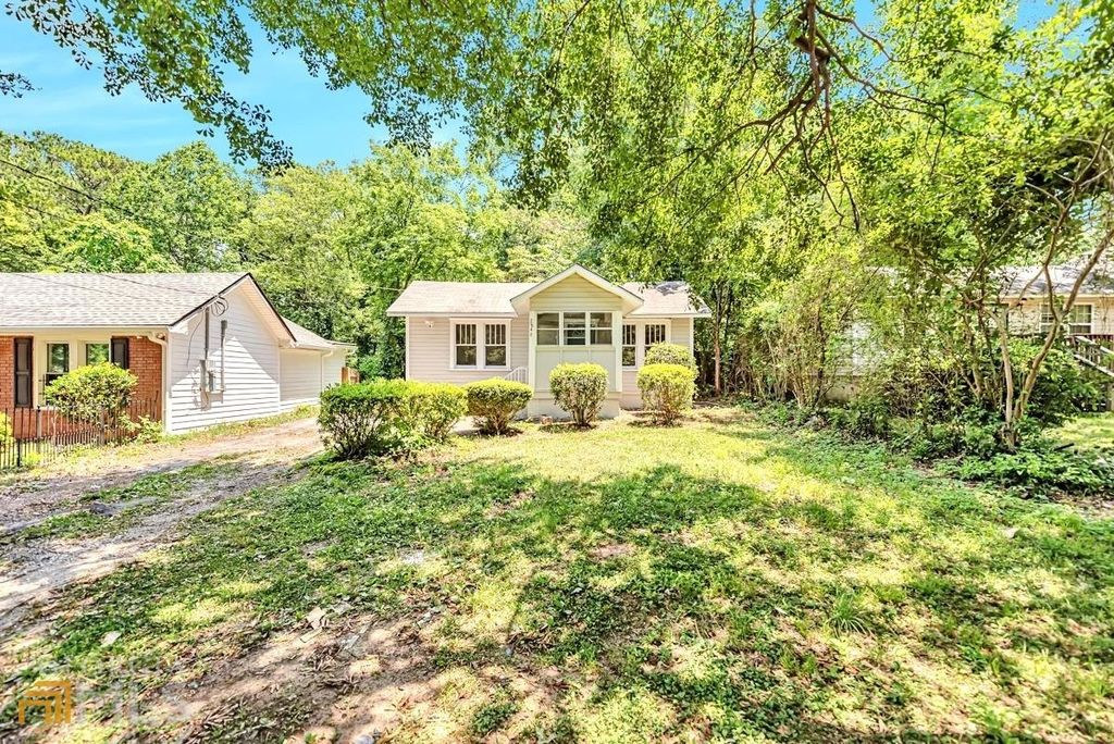 Photo of 2846 Grand Avenue SW, Atlanta, GA 30315 (MLS # 10656967)