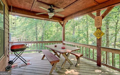 A home in Hiawassee