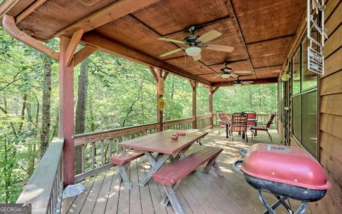 A home in Hiawassee