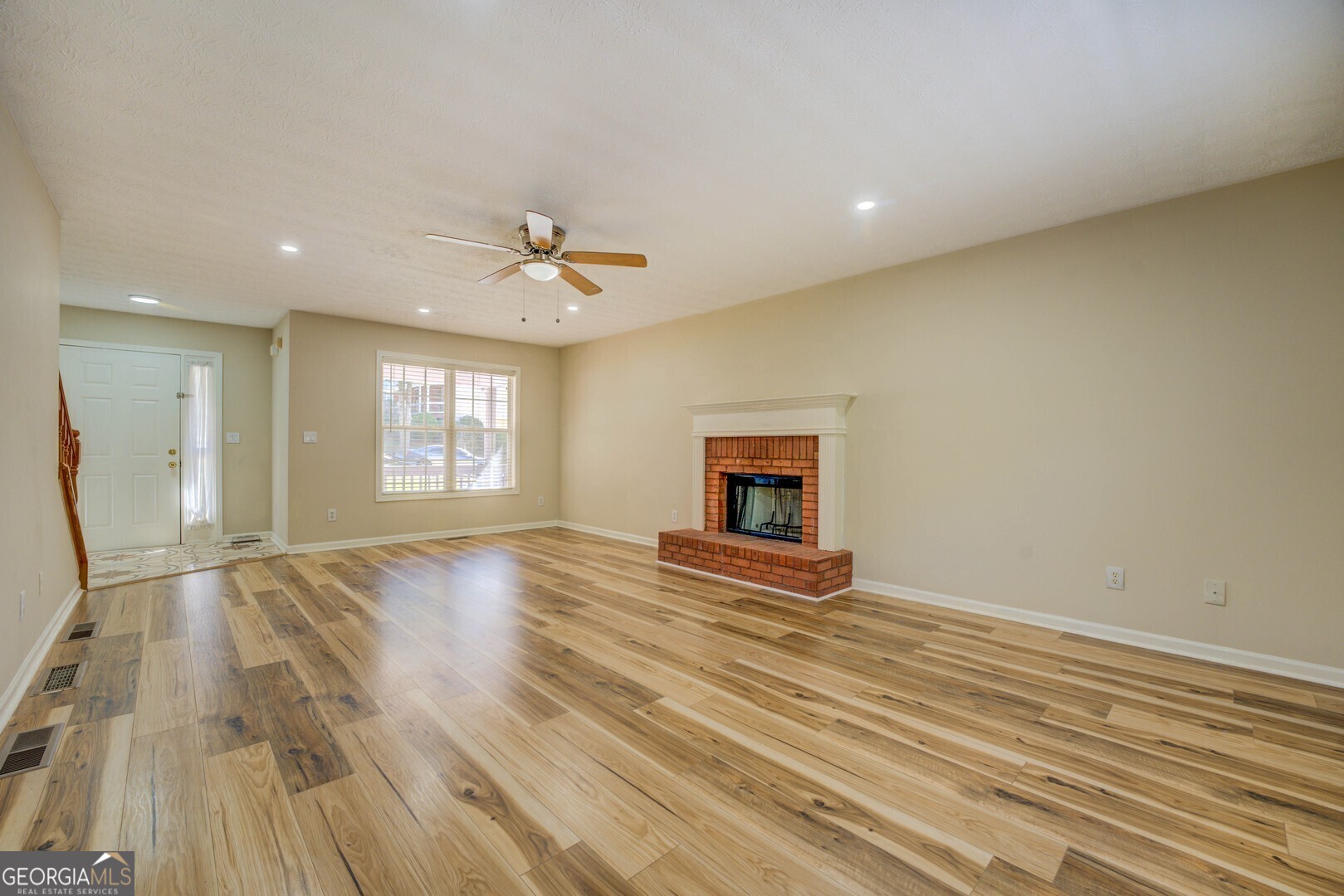 2436 Green Hollow CT
