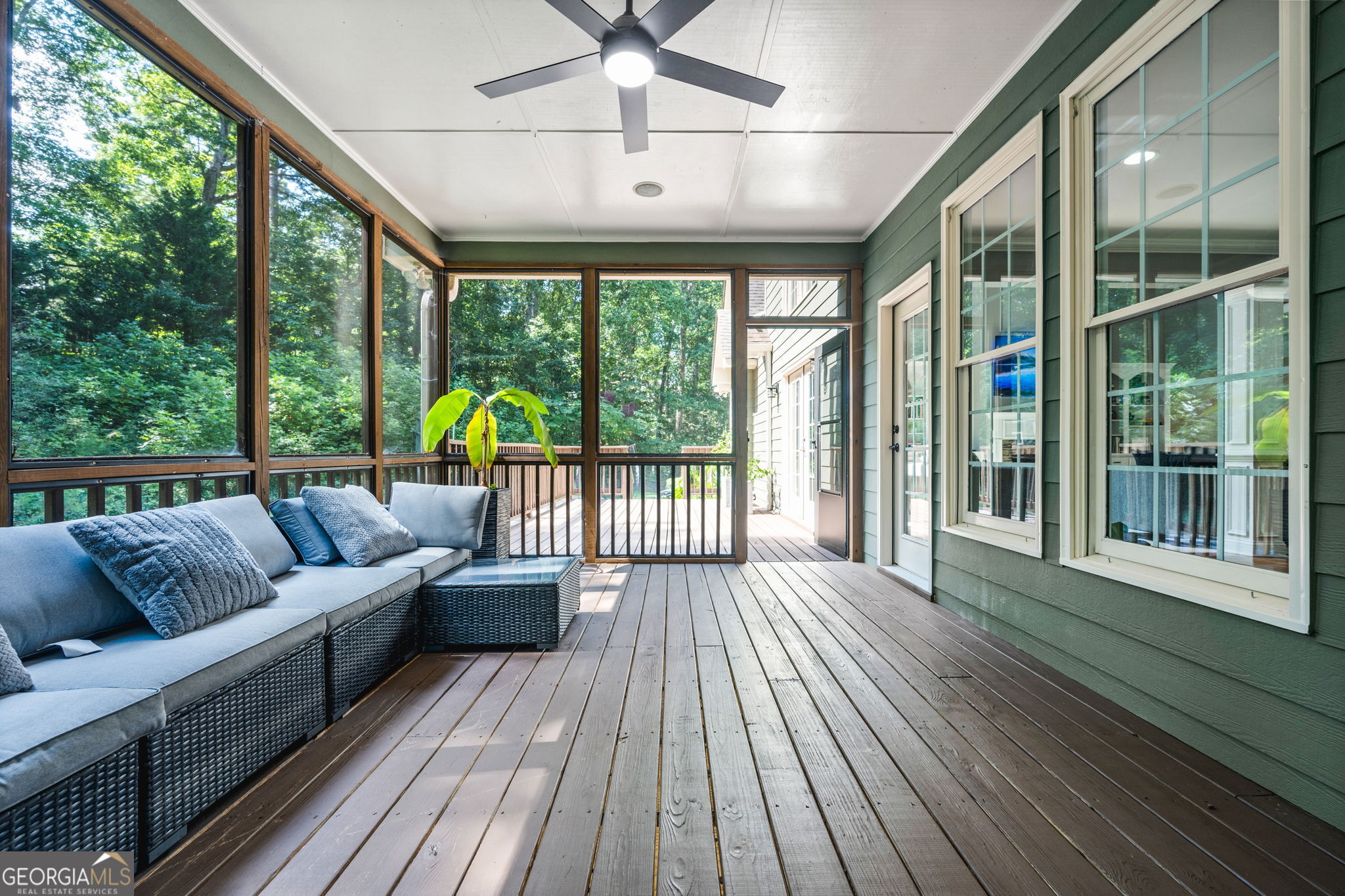 Kingston Square - Residential