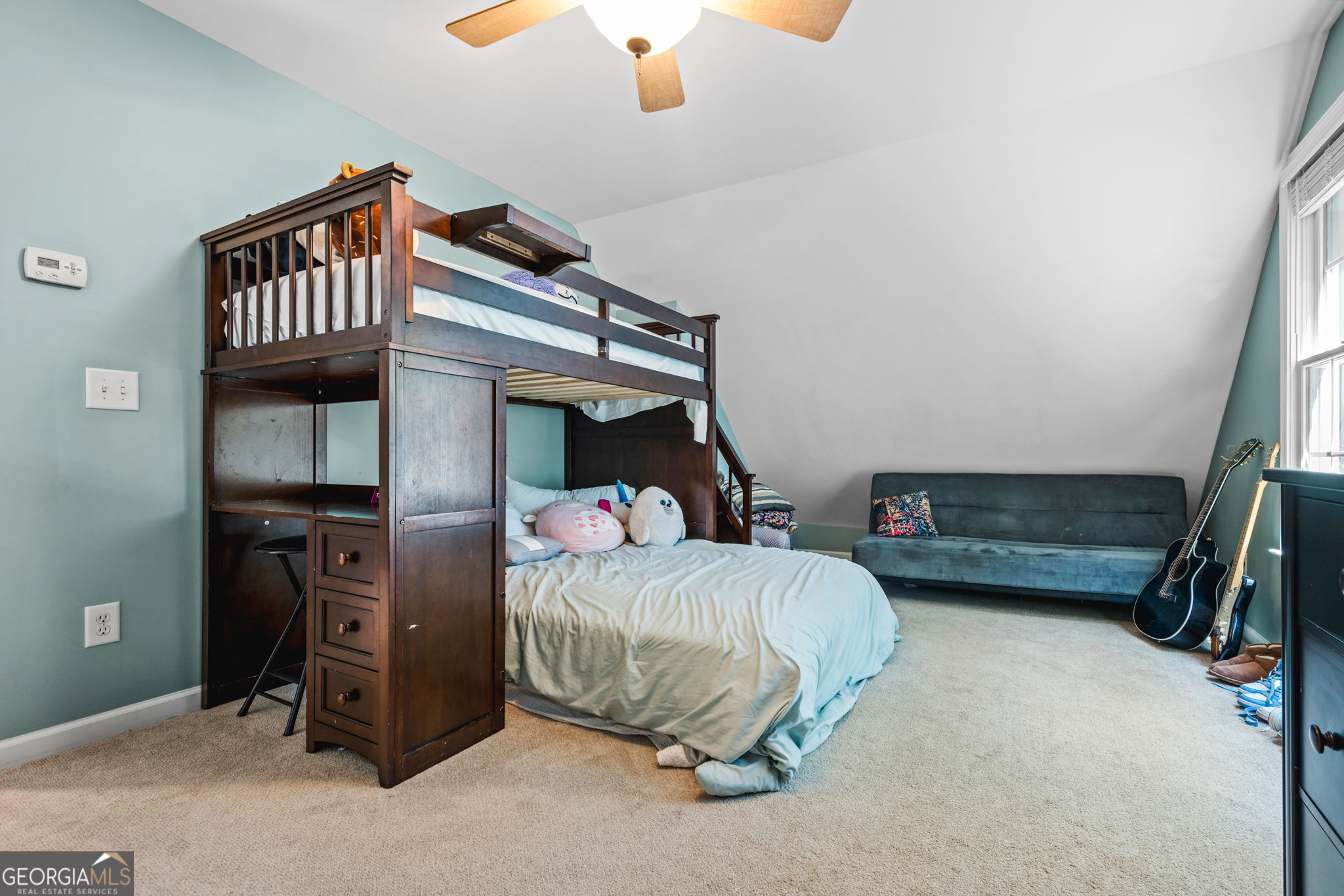 Kingston Square - Residential