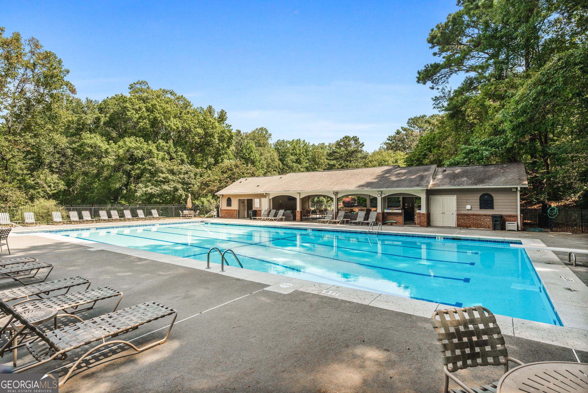 Kingston Square - Residential