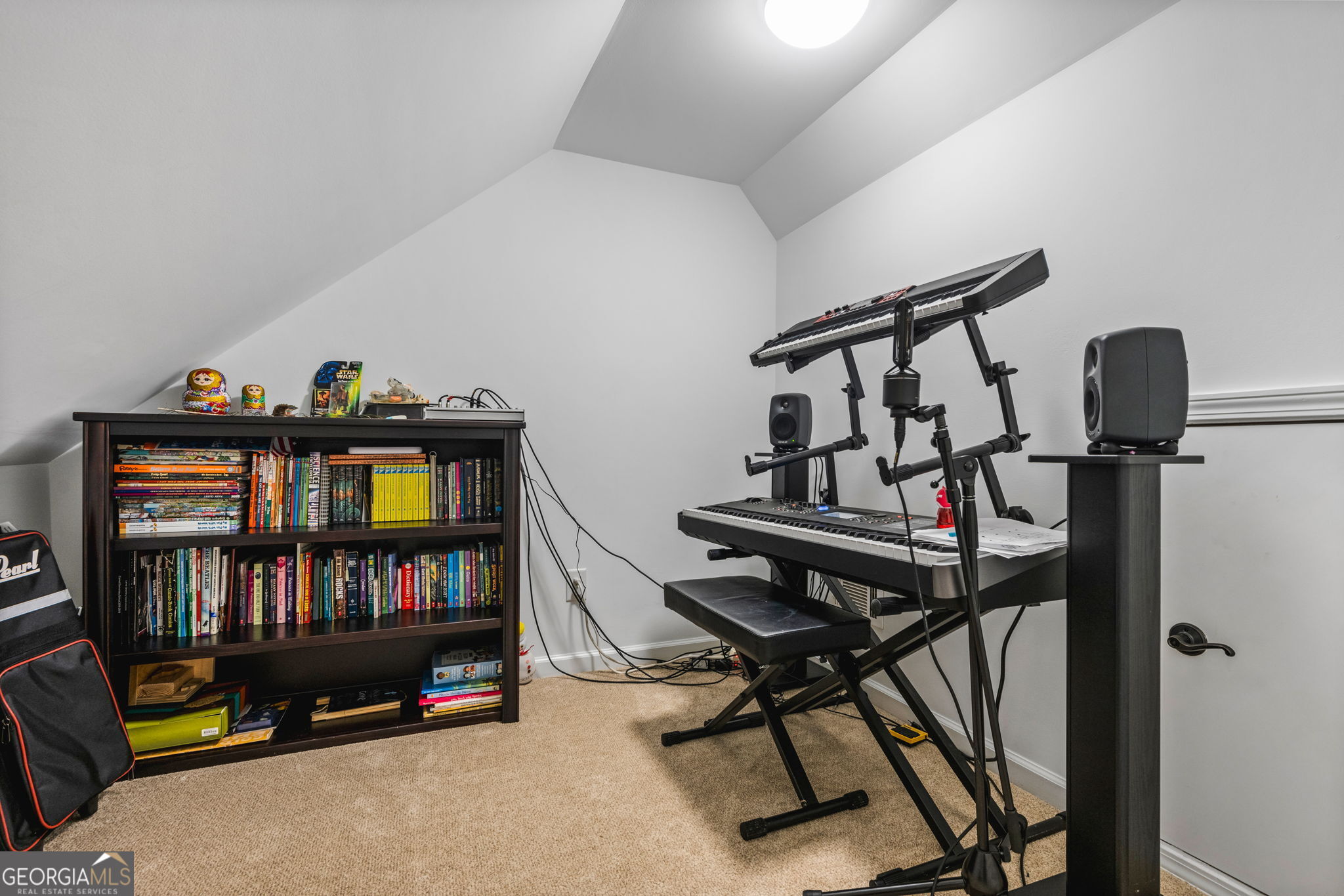 Kingston Square - Residential