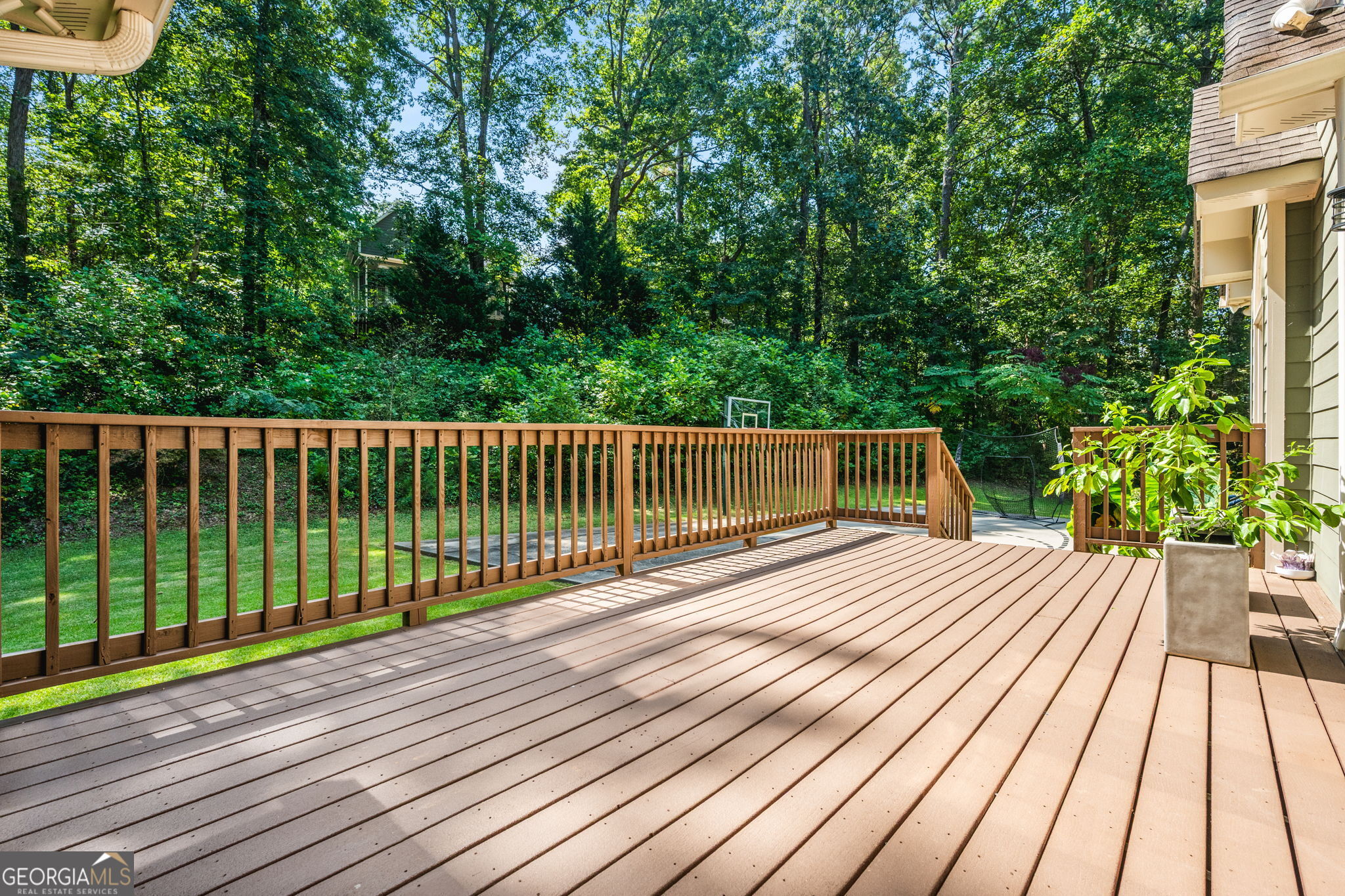 Kingston Square - Residential