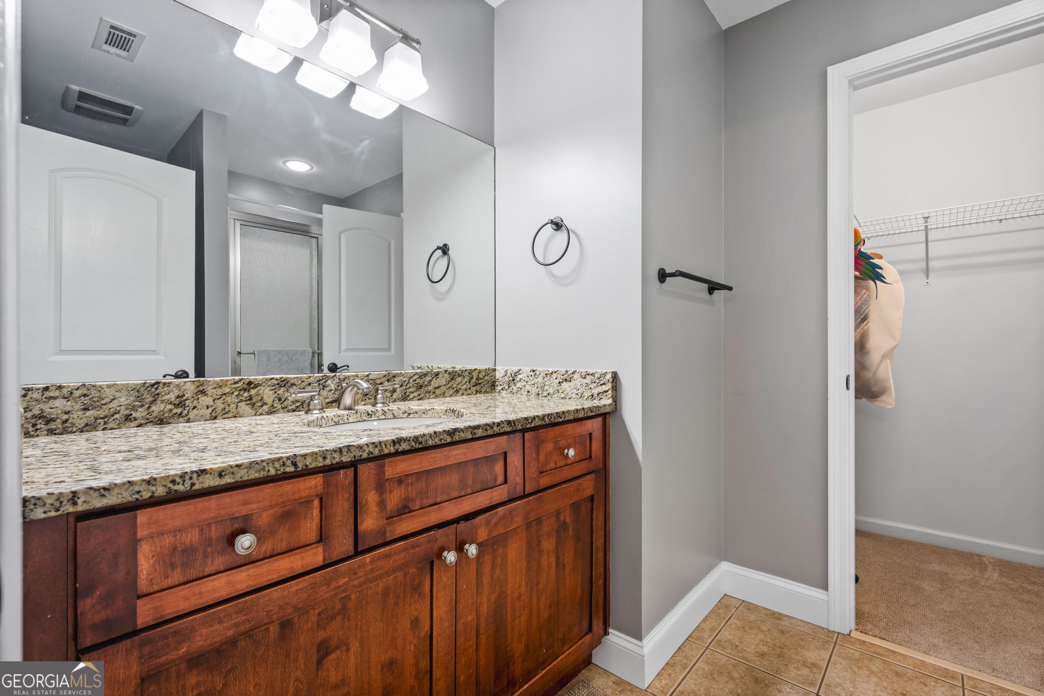 Kingston Square - Residential