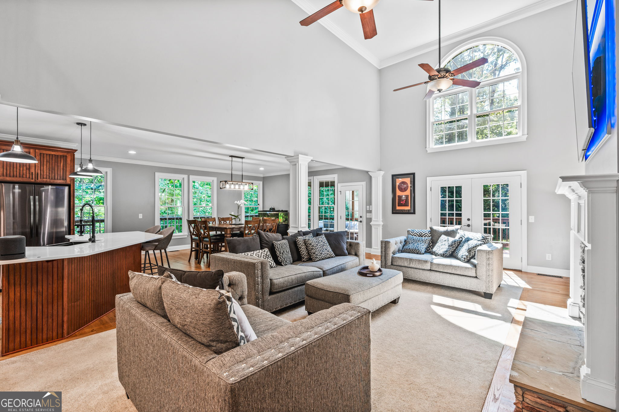 Kingston Square - Residential