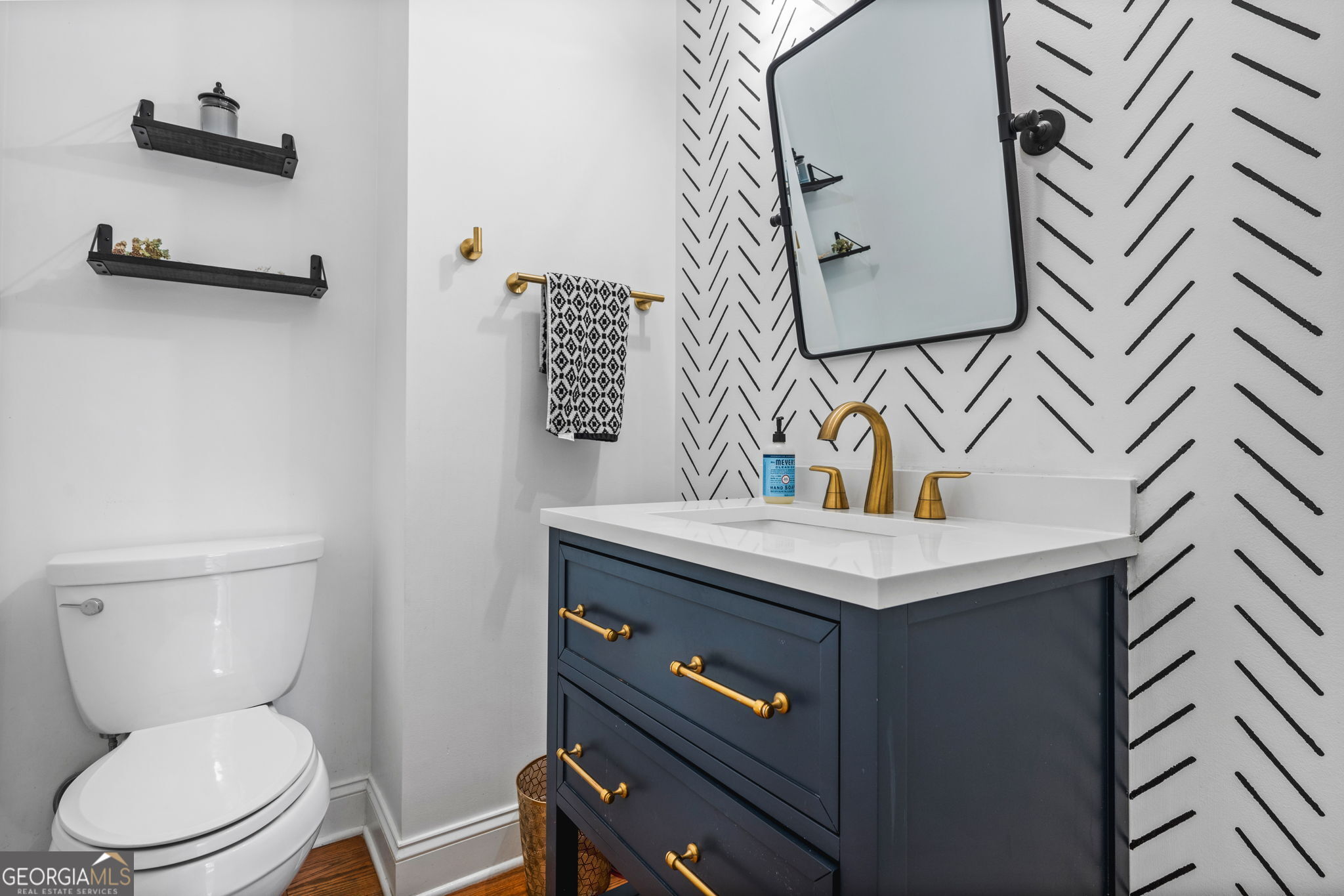 Kingston Square - Residential