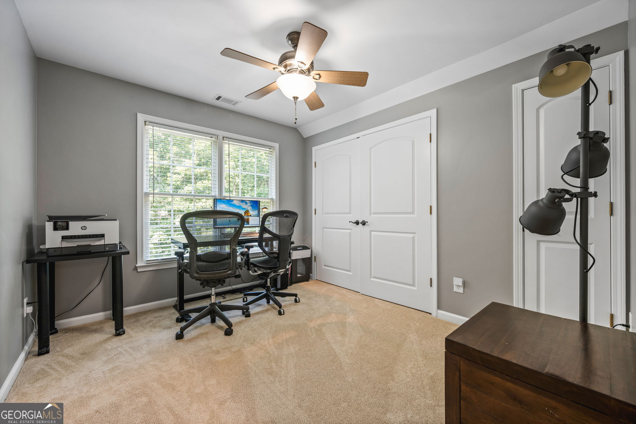 Kingston Square - Residential