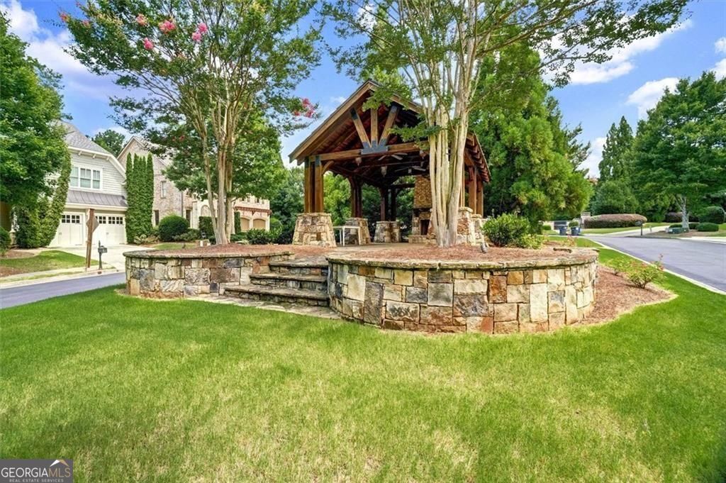 3140 Stonecrest DR SE