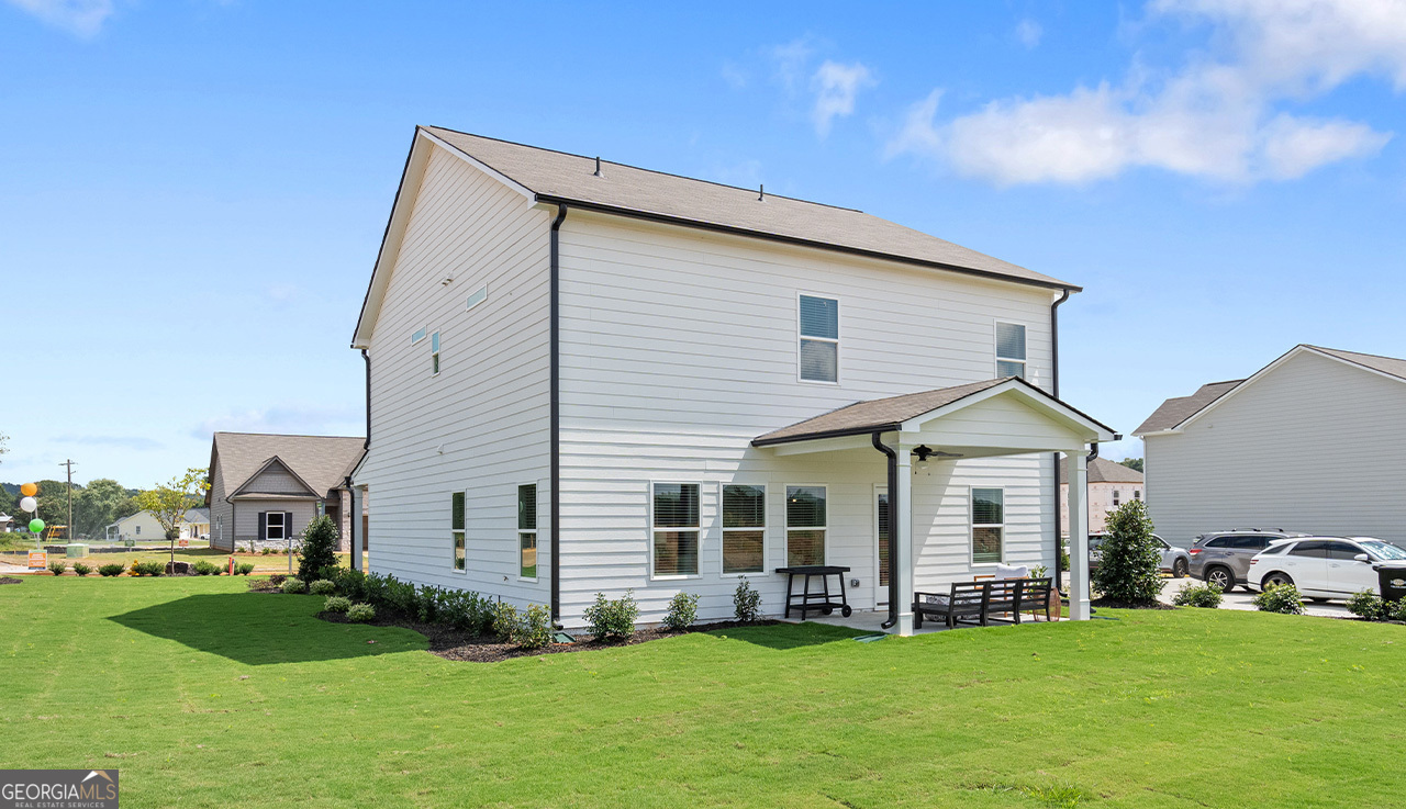 653 Summerfield LN