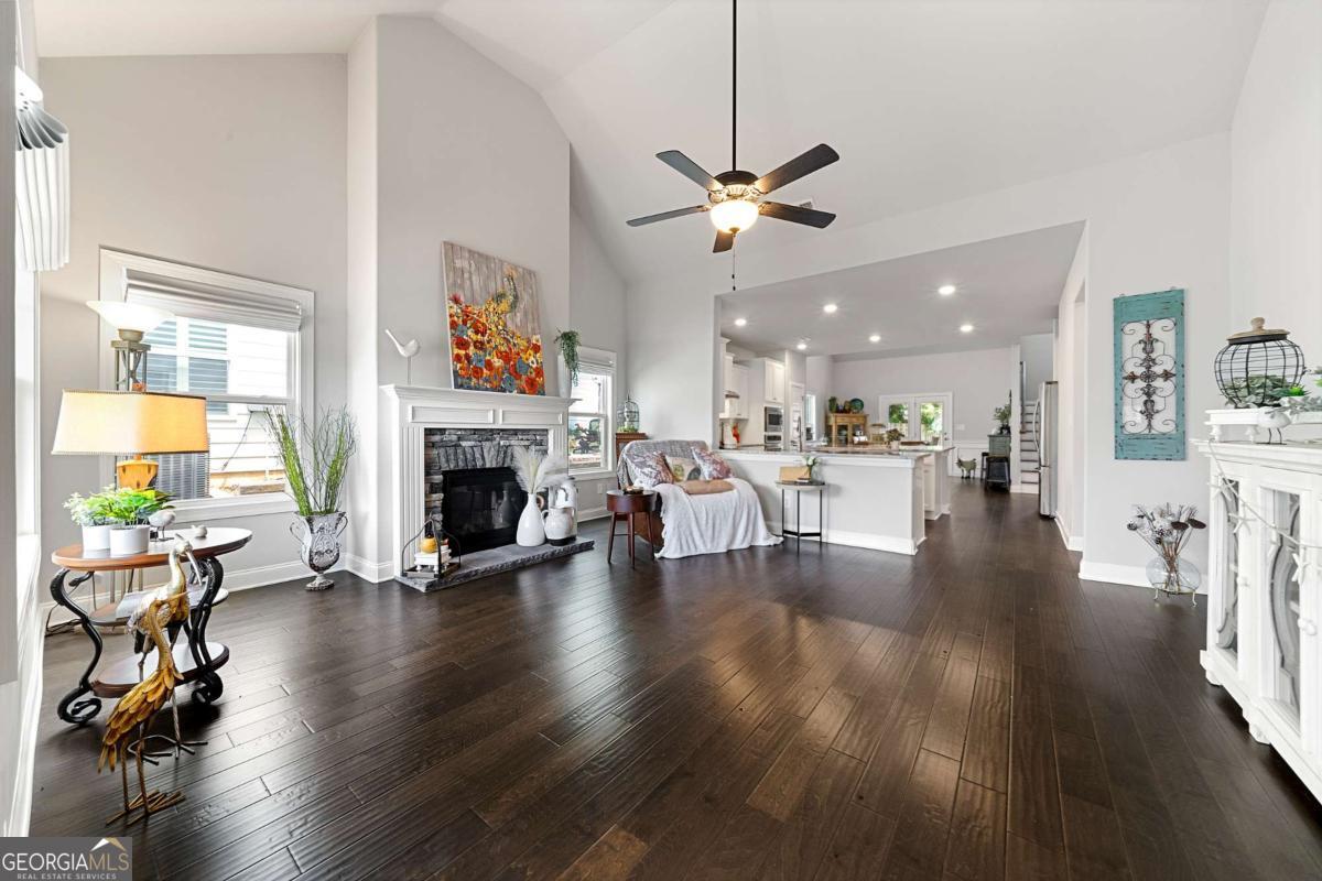 Newnan, Georgia 30265, United States, 4 Bedrooms Bedrooms, ,4 BathroomsBathrooms,Residential,Active,130926