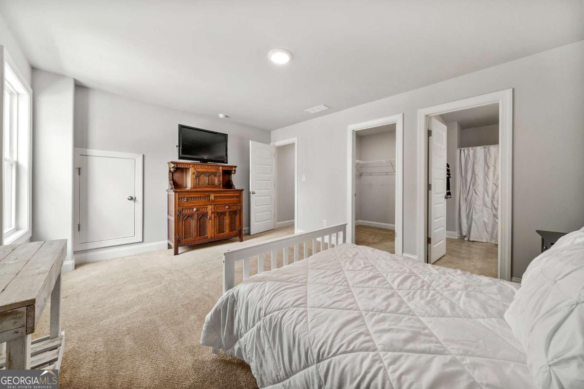 Newnan, Georgia 30265, United States, 4 Bedrooms Bedrooms, ,4 BathroomsBathrooms,Residential,Active,130926