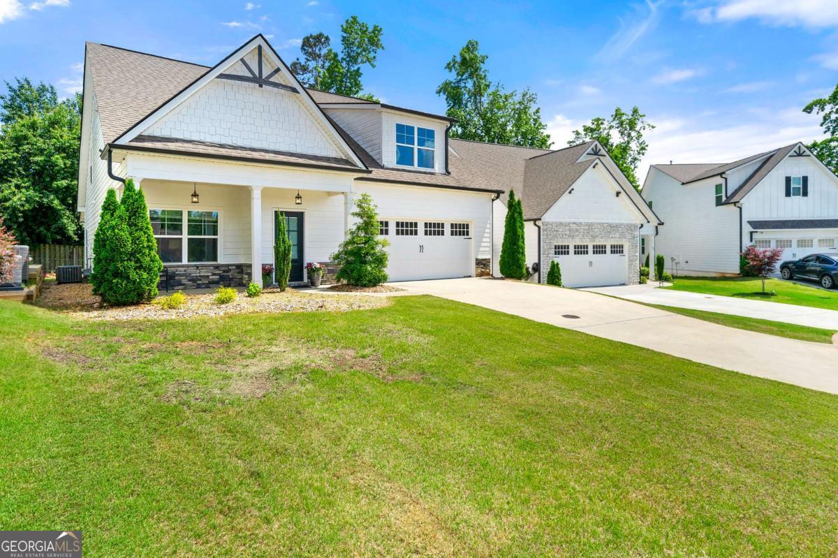 Newnan, Georgia 30265, United States, 4 Bedrooms Bedrooms, ,4 BathroomsBathrooms,Residential,Active,130926